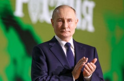 Владимир Путин: БРИКС превосходит G7 по экономическим показателям